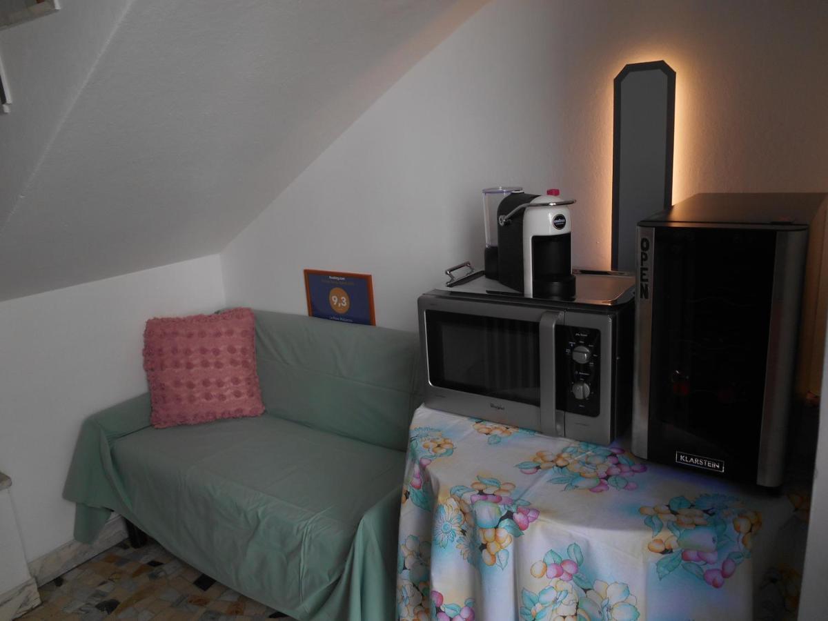 Le Rose Malpensa Bed & Breakfast Busto Arsizio Exterior photo